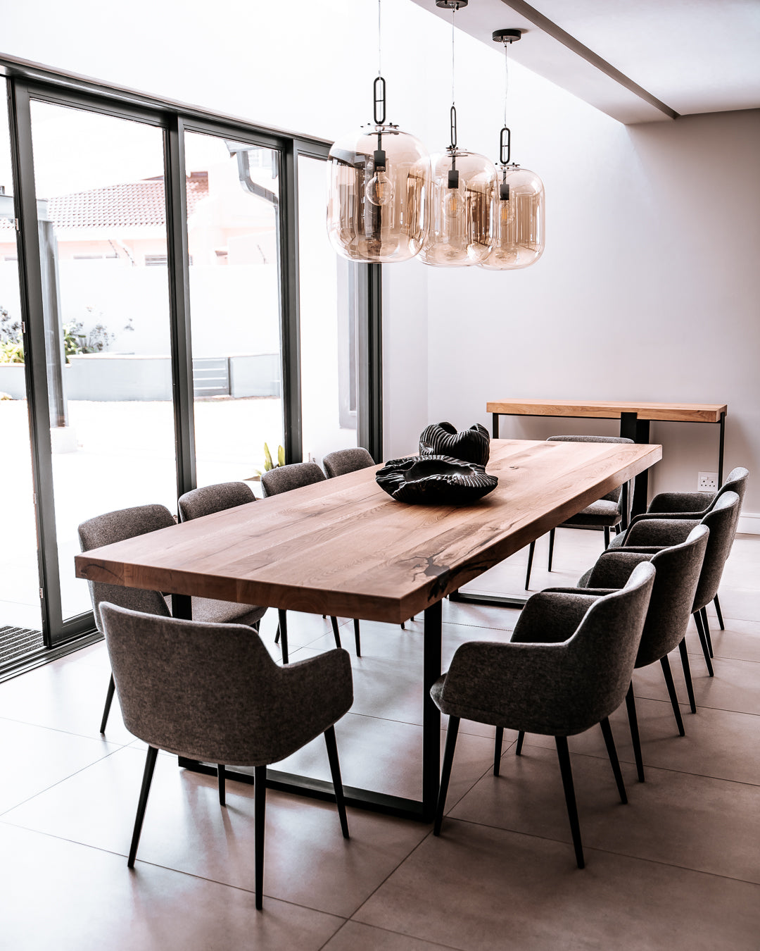 Sisu Dining Table in Solid 70mm Oak