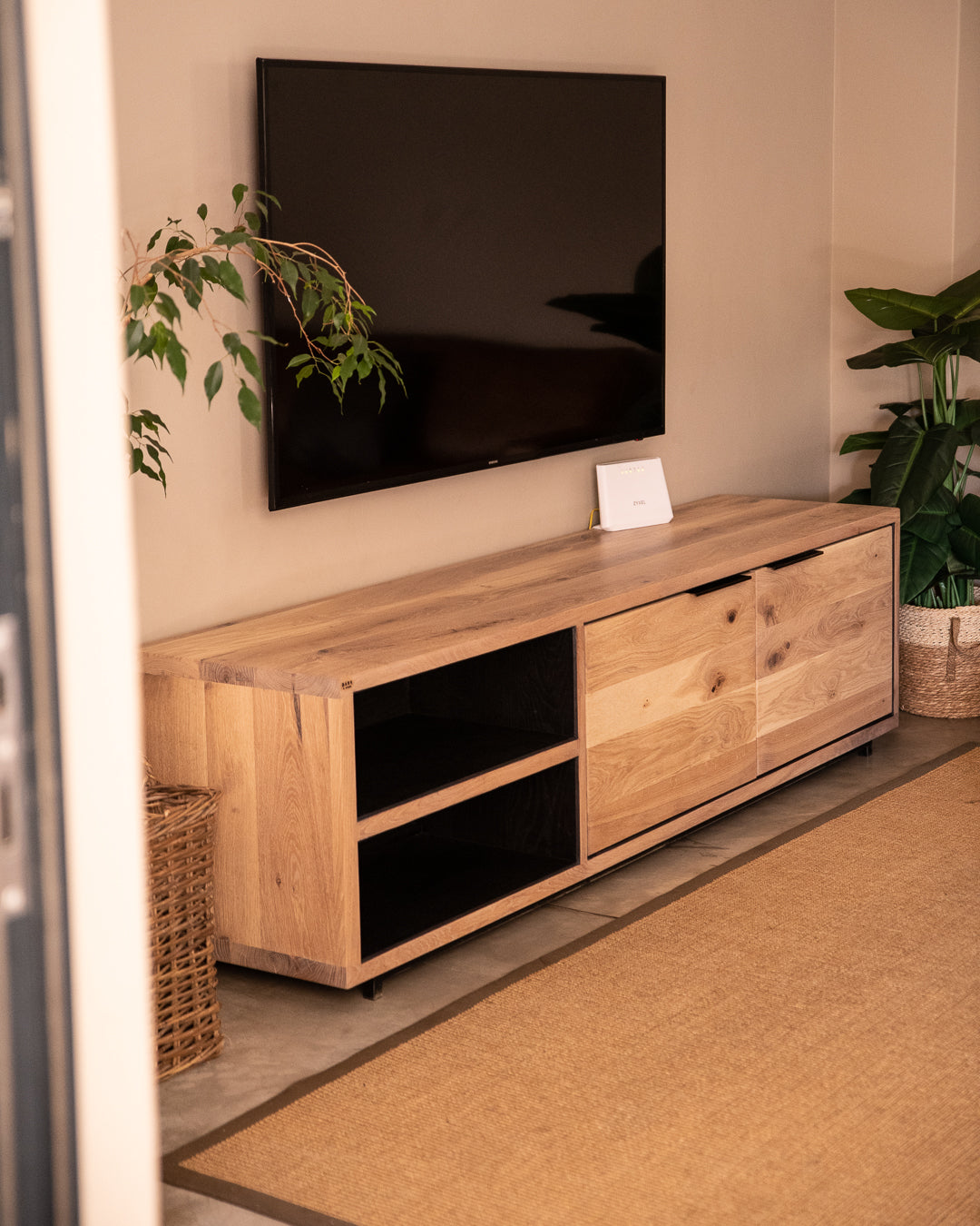 Amorie TV Unit