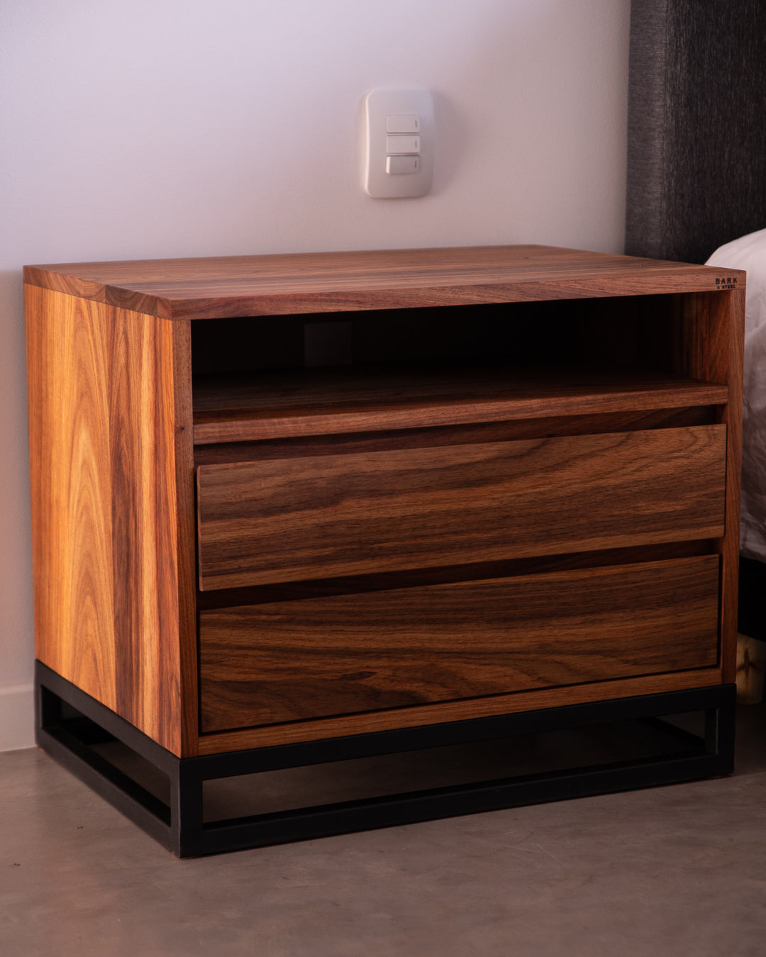 Jenni Nightstand