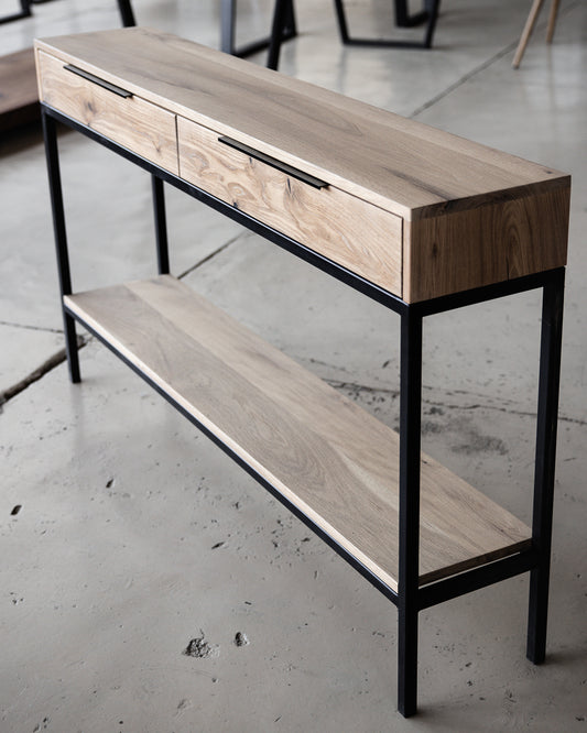 Amorie Console