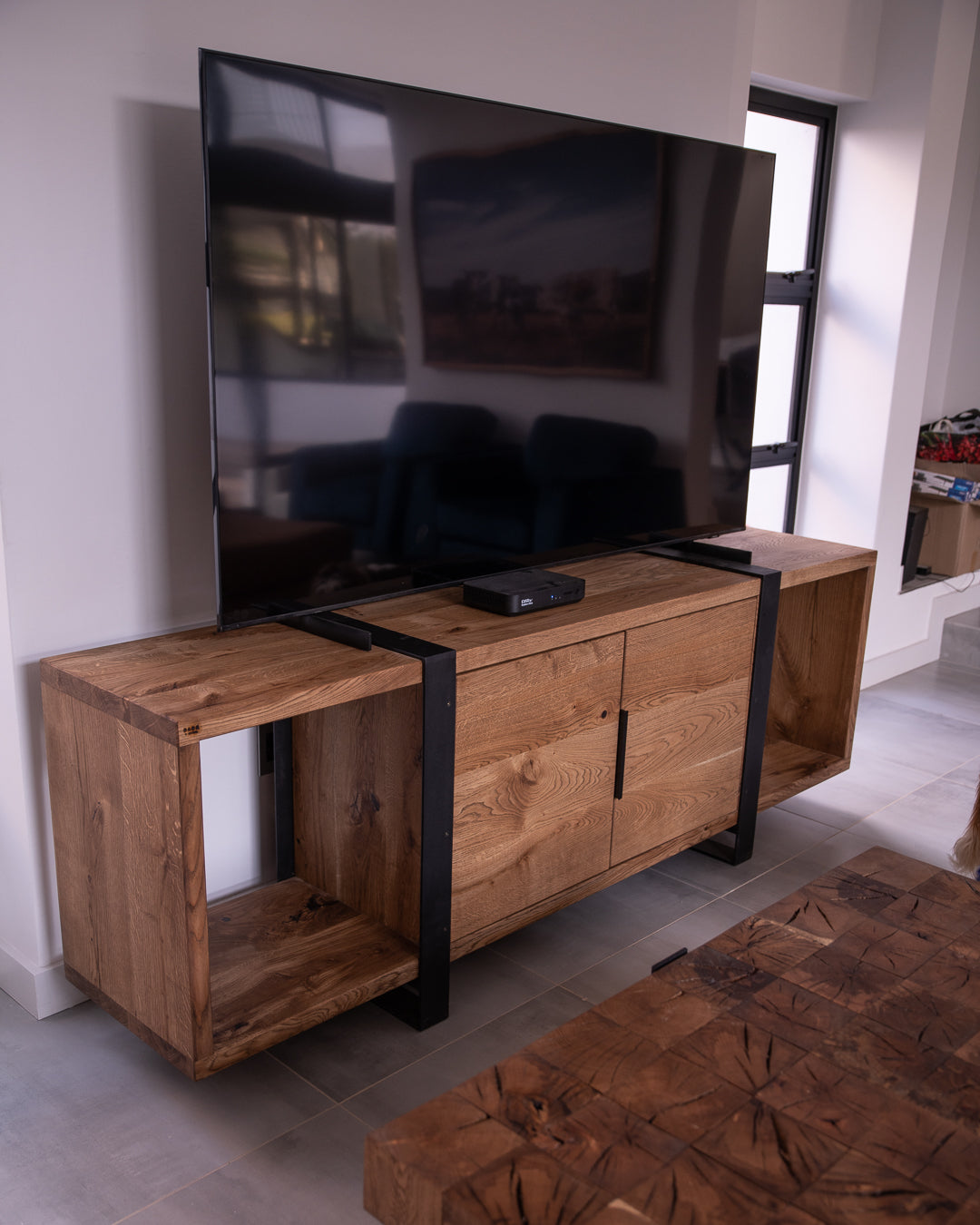 Pietro TV Unit (2 door)