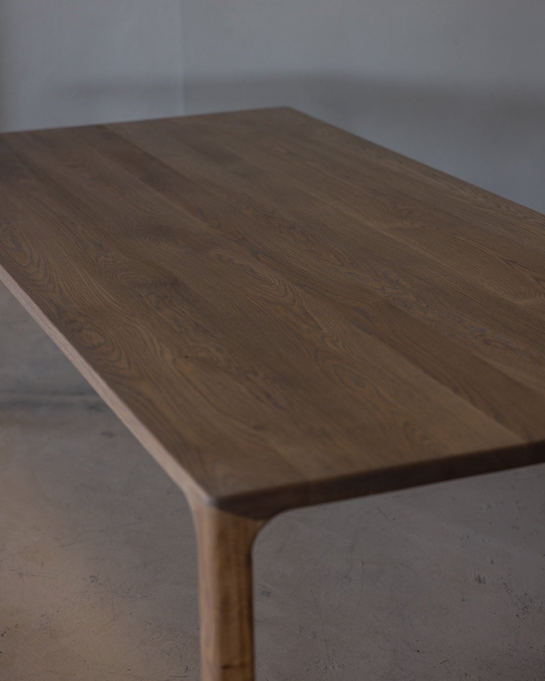 Dafel Dining Table
