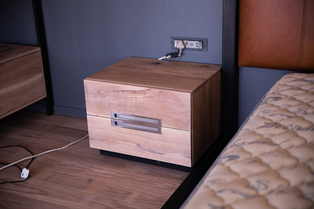 Savuti Nightstand