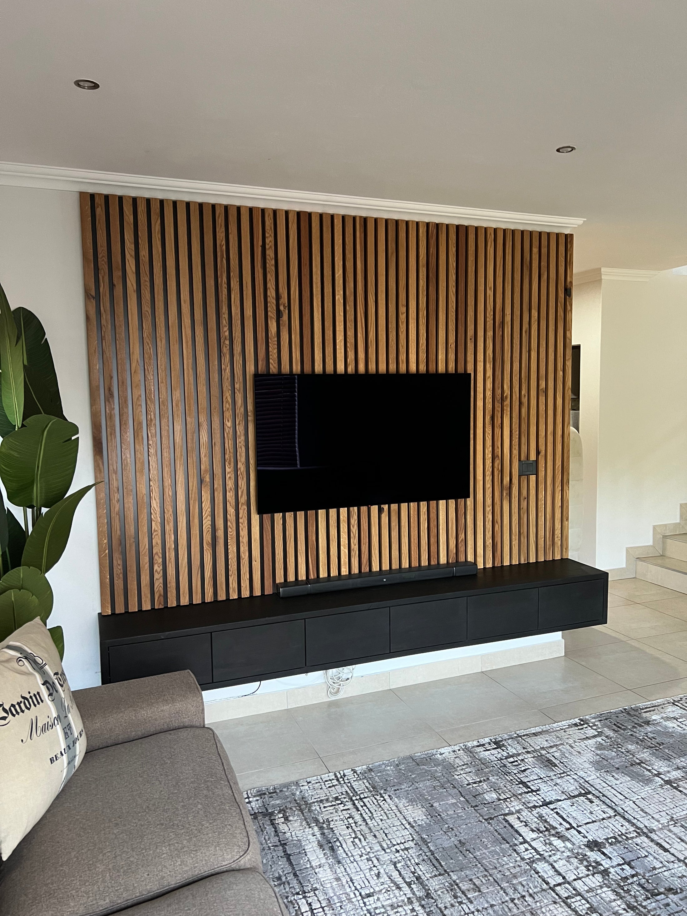 Clearwater TV Unit