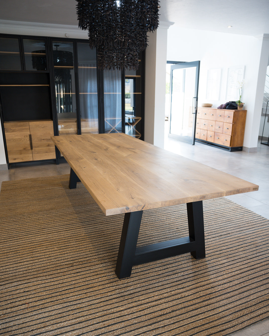 Marike Dining Table