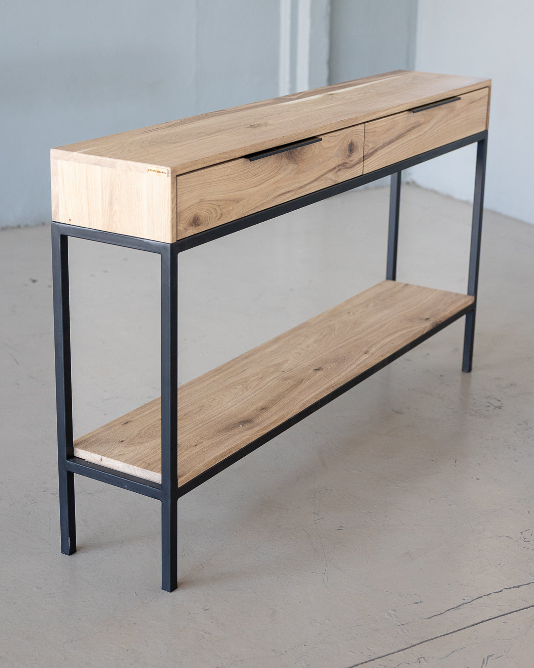 Amorie Console