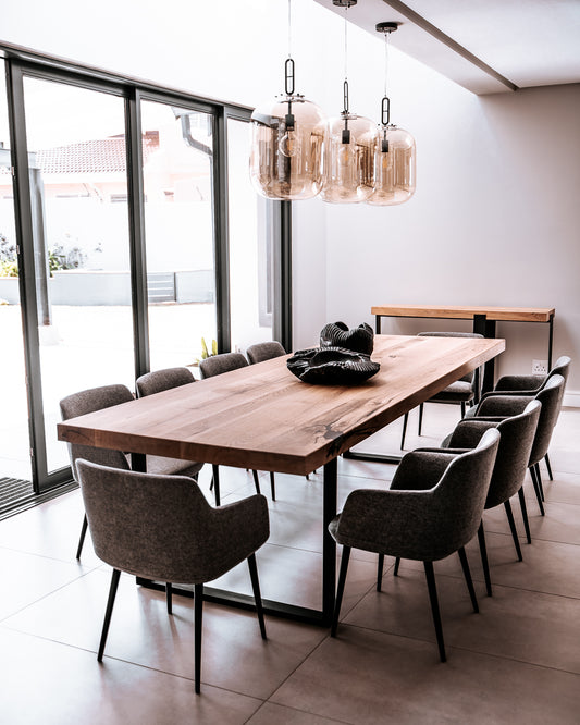 Sisu Dining Table in Solid 70mm Oak